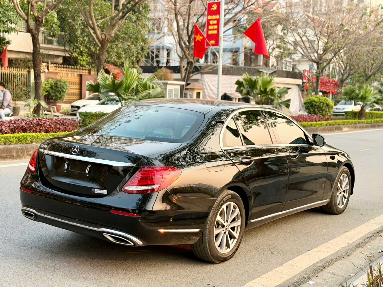 E200 2018 Model 2019 phần mềm tiếng việt&nbsp; lăn bánh 9.8 vạn km xe full lịch sử hãng Mec An Du&nbsp;